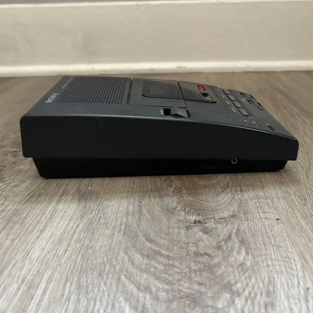 Sony M-2000 Microcassette Transcriber Dictation Tape Recorder Only Untested
